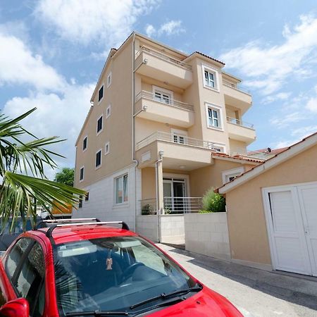 Apartments Danica Primosten Exterior photo