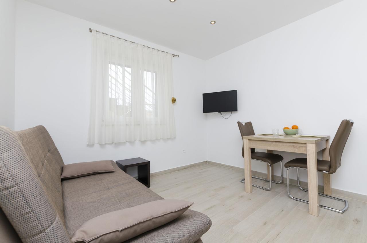 Apartments Danica Primosten Exterior photo