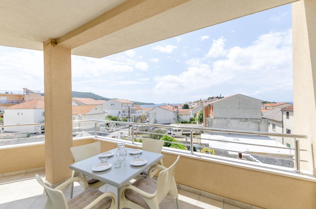 Apartments Danica Primosten Exterior photo