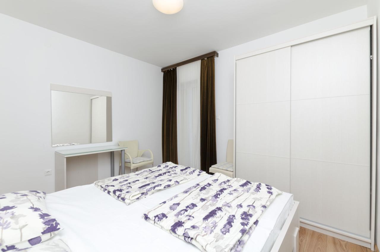 Apartments Danica Primosten Exterior photo
