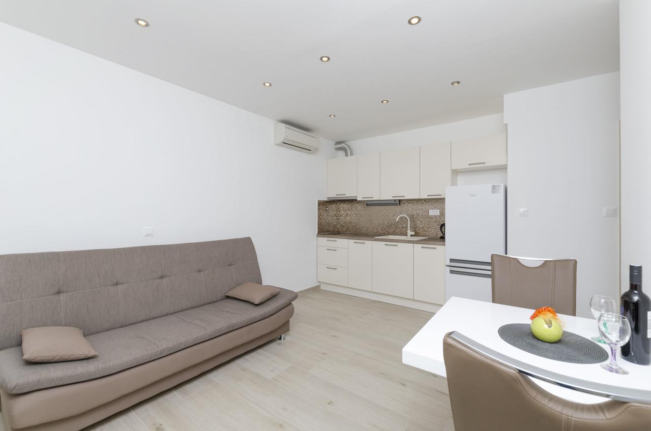 Apartments Danica Primosten Exterior photo