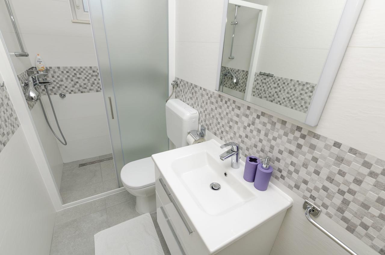 Apartments Danica Primosten Exterior photo